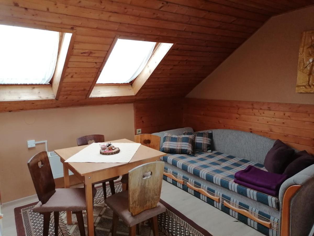 Hotel Privát Zvonček Terchová Esterno foto